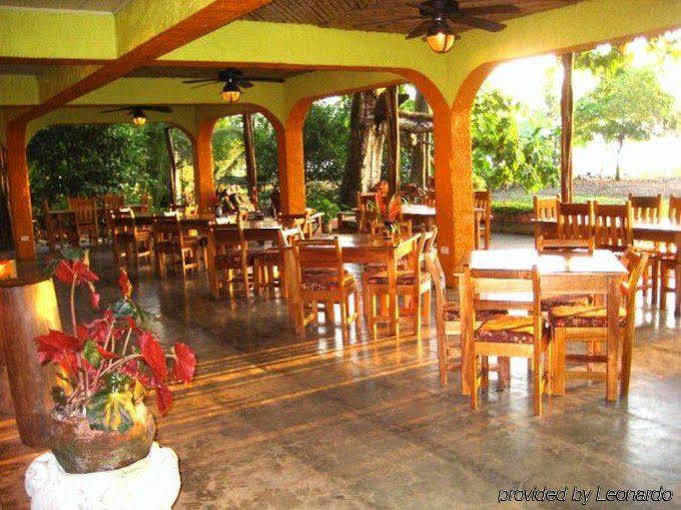 Iguana Lodge Beach Resort And Spa Puerto Jimenez Restoran gambar